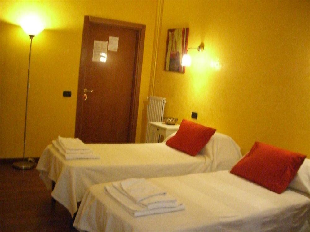 Hotel Julius Caesar 183 Rzym Zewnętrze zdjęcie